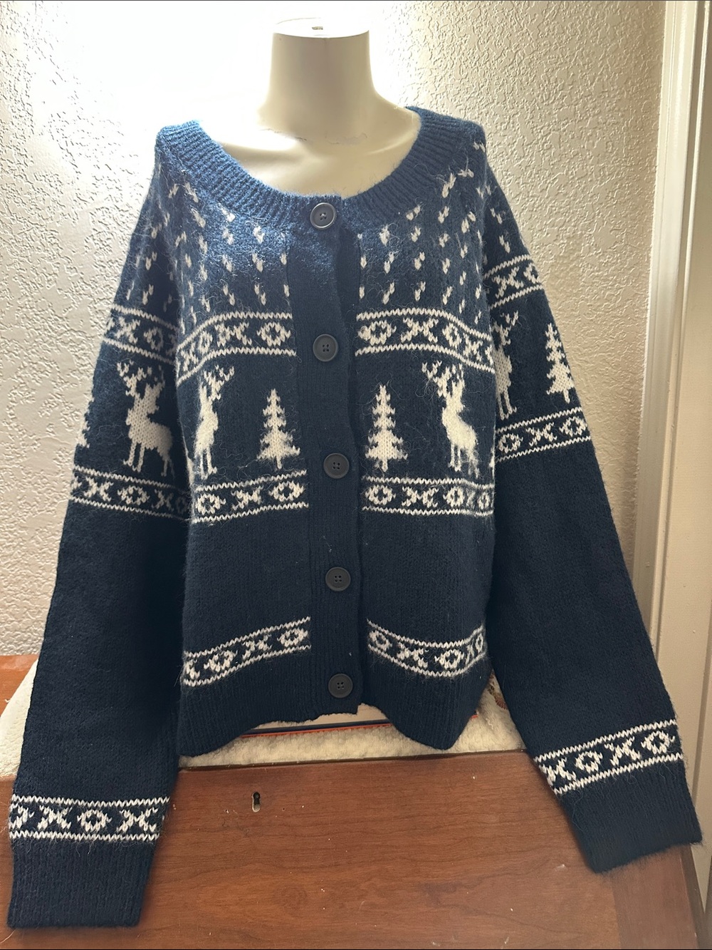 Old Navy fair Isle cardigan sweater